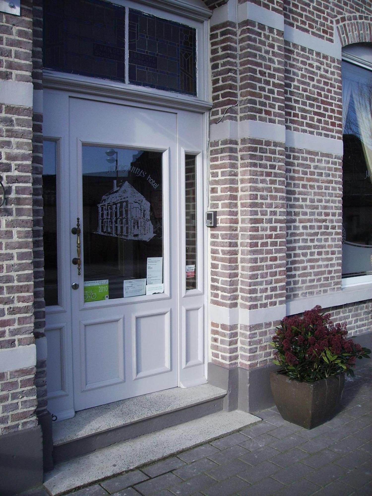 Hotel Hooghuys Hamont-Achel Extérieur photo